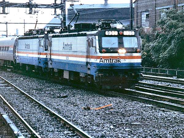usr_m_amtrak_aem7_935_harrisonnj_199608_brianclough 284.jpg